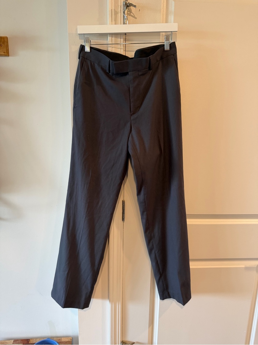 Axist Dress Pants in Dark Charcoal